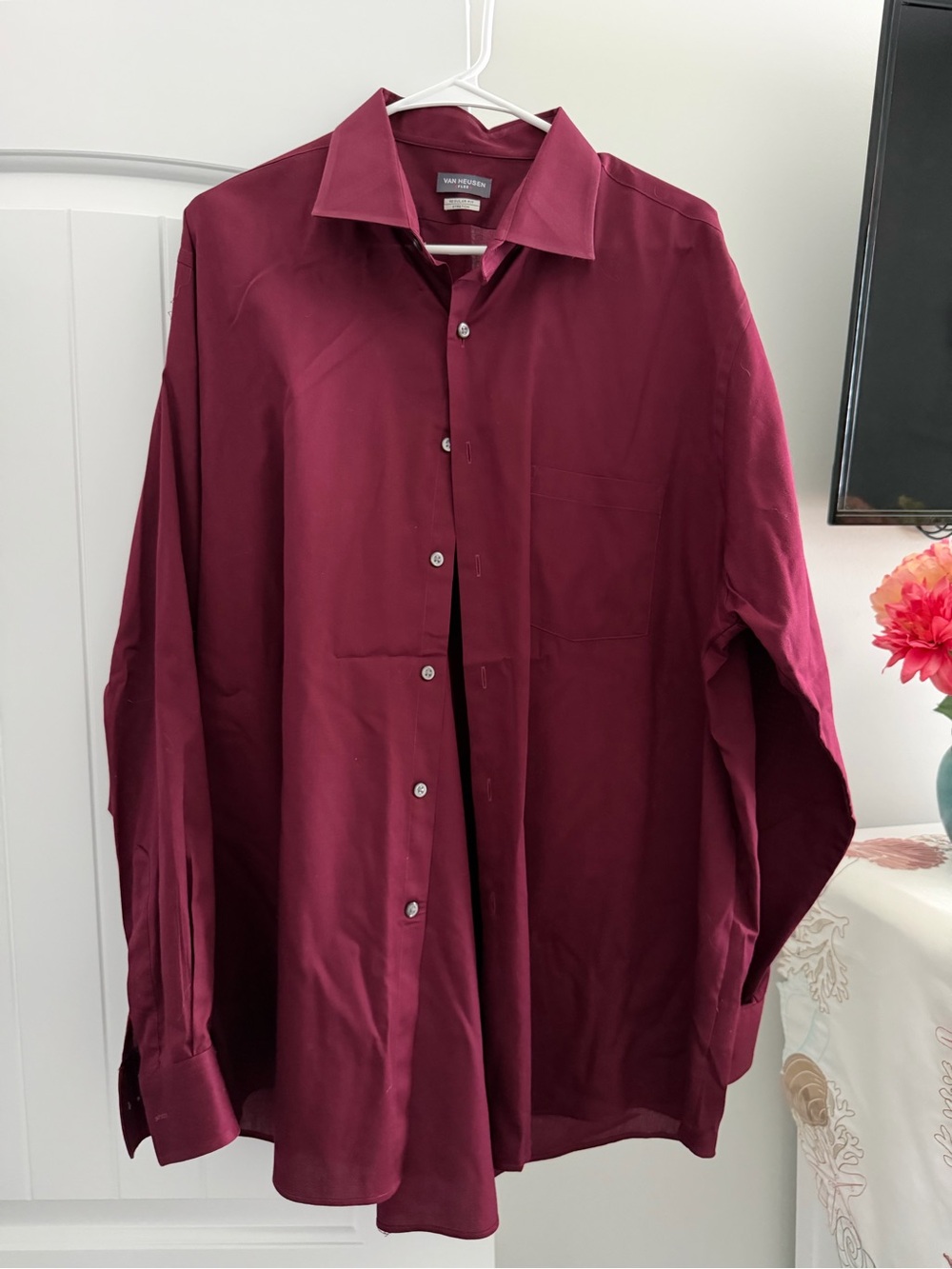 Van Heusen Men's Dress Shirt - Burgundy